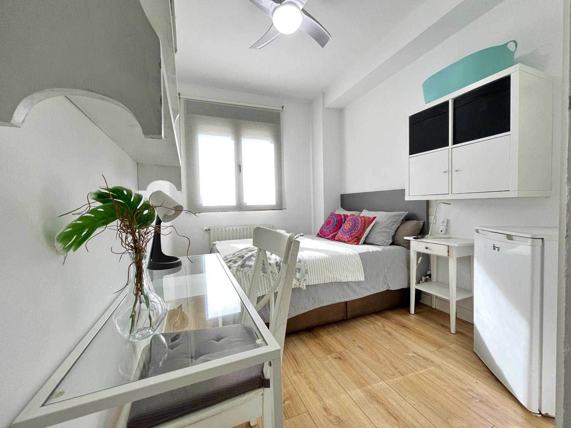 Habitacion Atocha Mendez Madrid Exterior photo